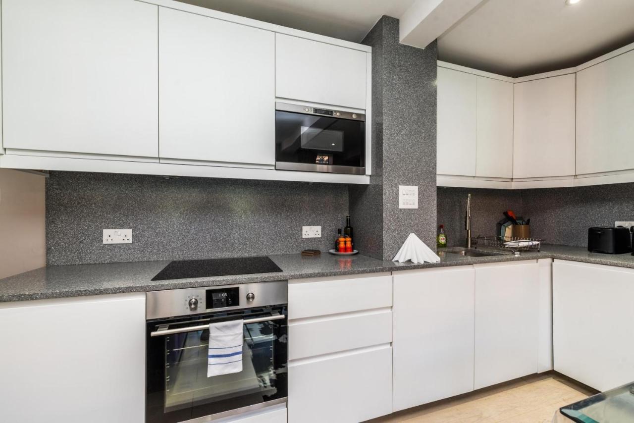Appartamento Super Luxurious 1bd Flat In The Heart Of Chelsea! Londra